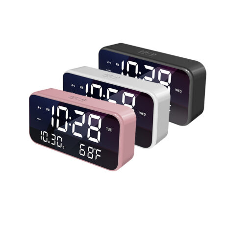 USB charging electronic alarm clock - Image 2