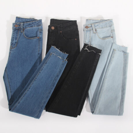 Women's Casual Denim Jeans - Everyday Comfort