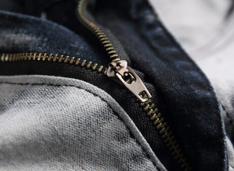 Men's Versatile Denim Jeans - Year-Round Style - Image 3